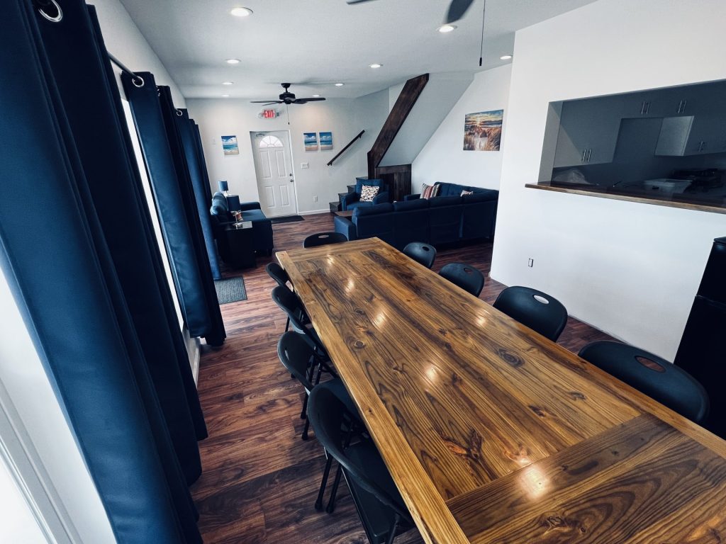 Mars Bay Lodge Dining Area