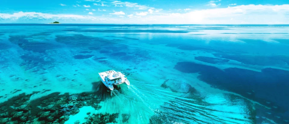 Aerial lagoon and island — Alphonse Island, Seychelles