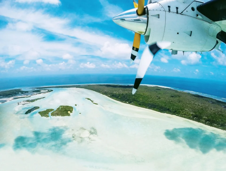 Flying in over the atoll — Astove Atoll, Seychelles